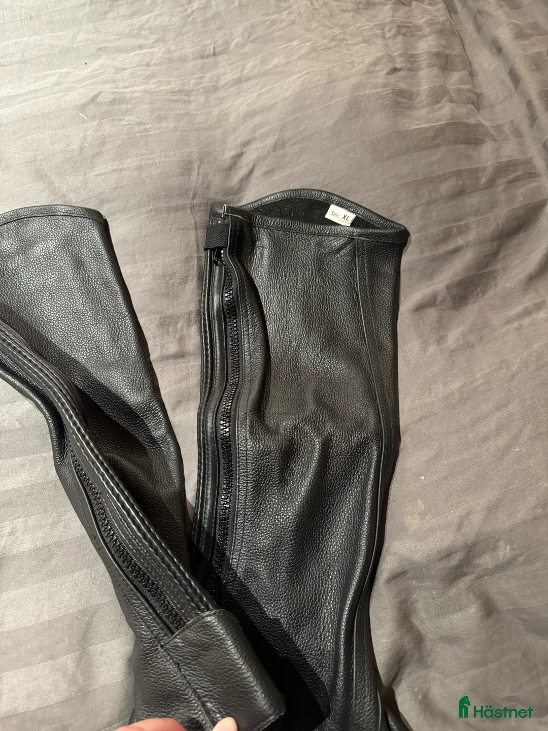 Ridstövlar ryttarutrustning till salu: Shortcaps XL i Hörby - Annons 1