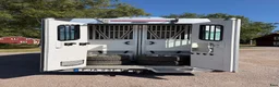 Hästlastbilar  fordon & transport till salu: Theault switch -2023 Hästlastbil  - Annons 4