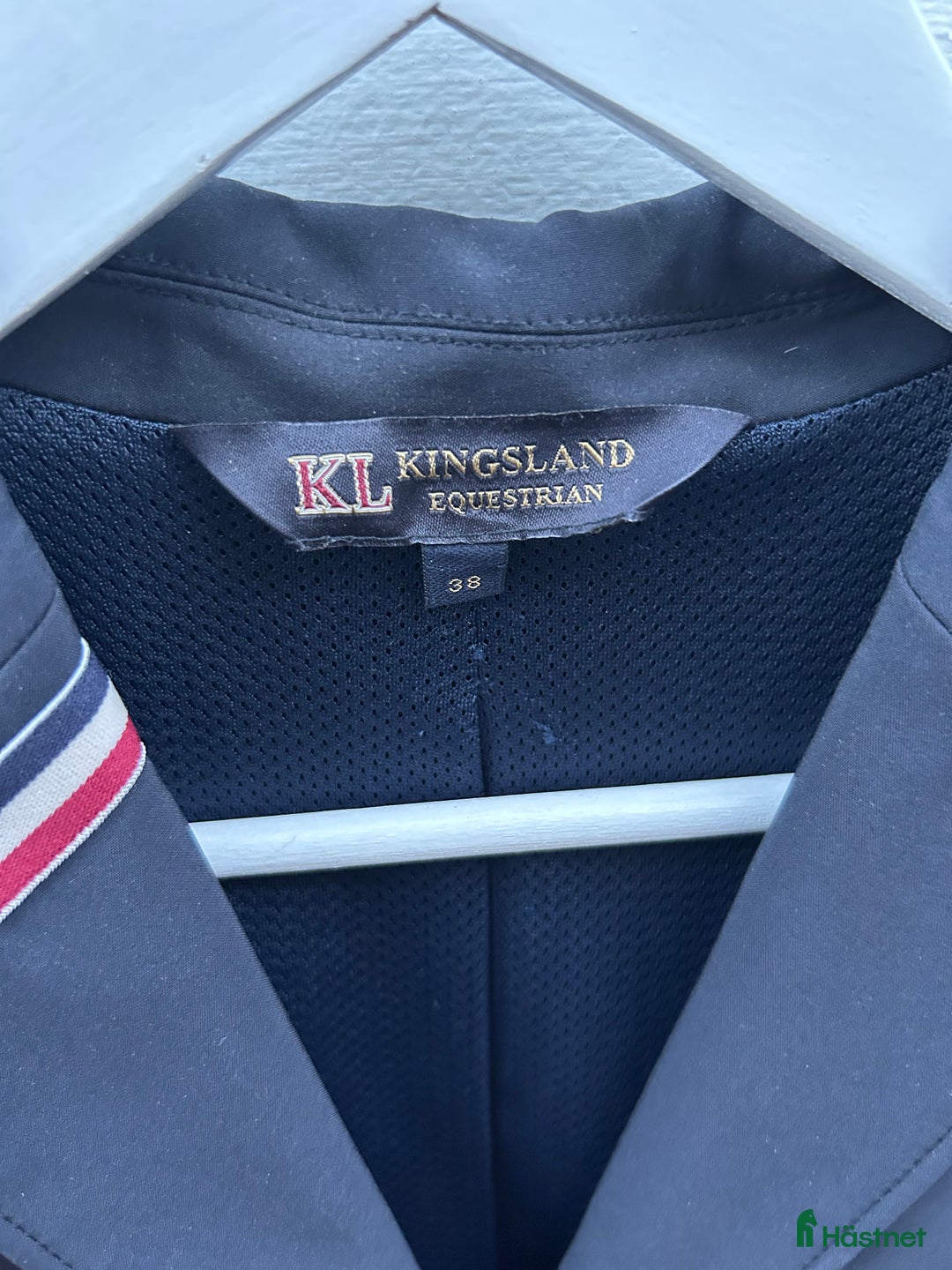 Jackor & Kavajer ryttarutrustning till salu: Marinblå Kingsland kavaj i Halmstad - Annons 3