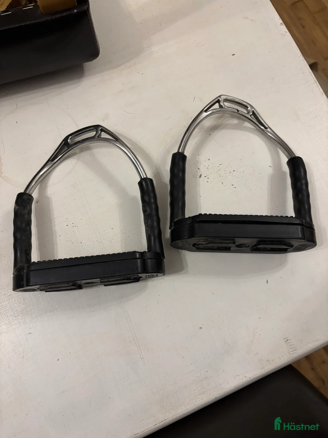 Stigbyglar hästutrustning till salu: Sprenger bow balance  - Annons 1