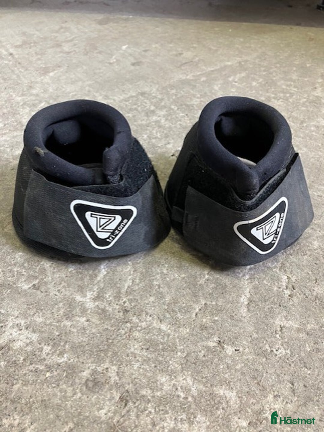 Benskydd hästutrustning till salu: TriZone boots S/M i Bro - Annons 1