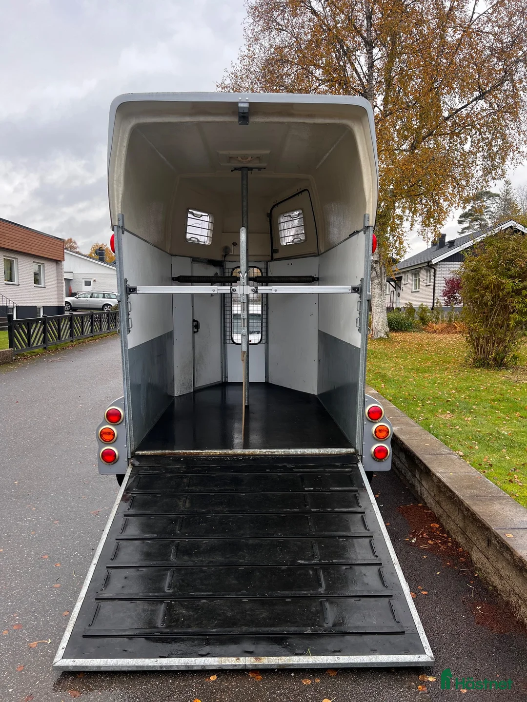 Hästtransporter  fordon & transport till salu: Fin Thule Star Safir till salu  i Herrljunga - Annons 2