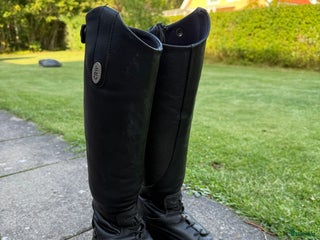 Ridstövlar ryttarutrustning till salu: CRW ridstövlar i Stenungsund - Annons 10