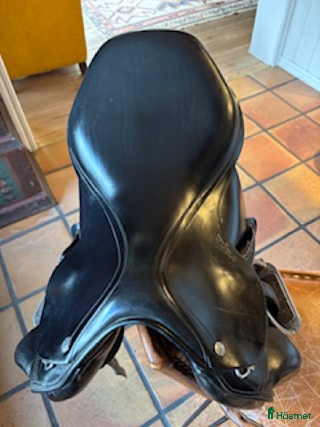 Sadeltillbehör hästutrustning till salu: AMERIGO VEGA DRESSYRSADEL med tillbehör i Värmdö - Annons 2