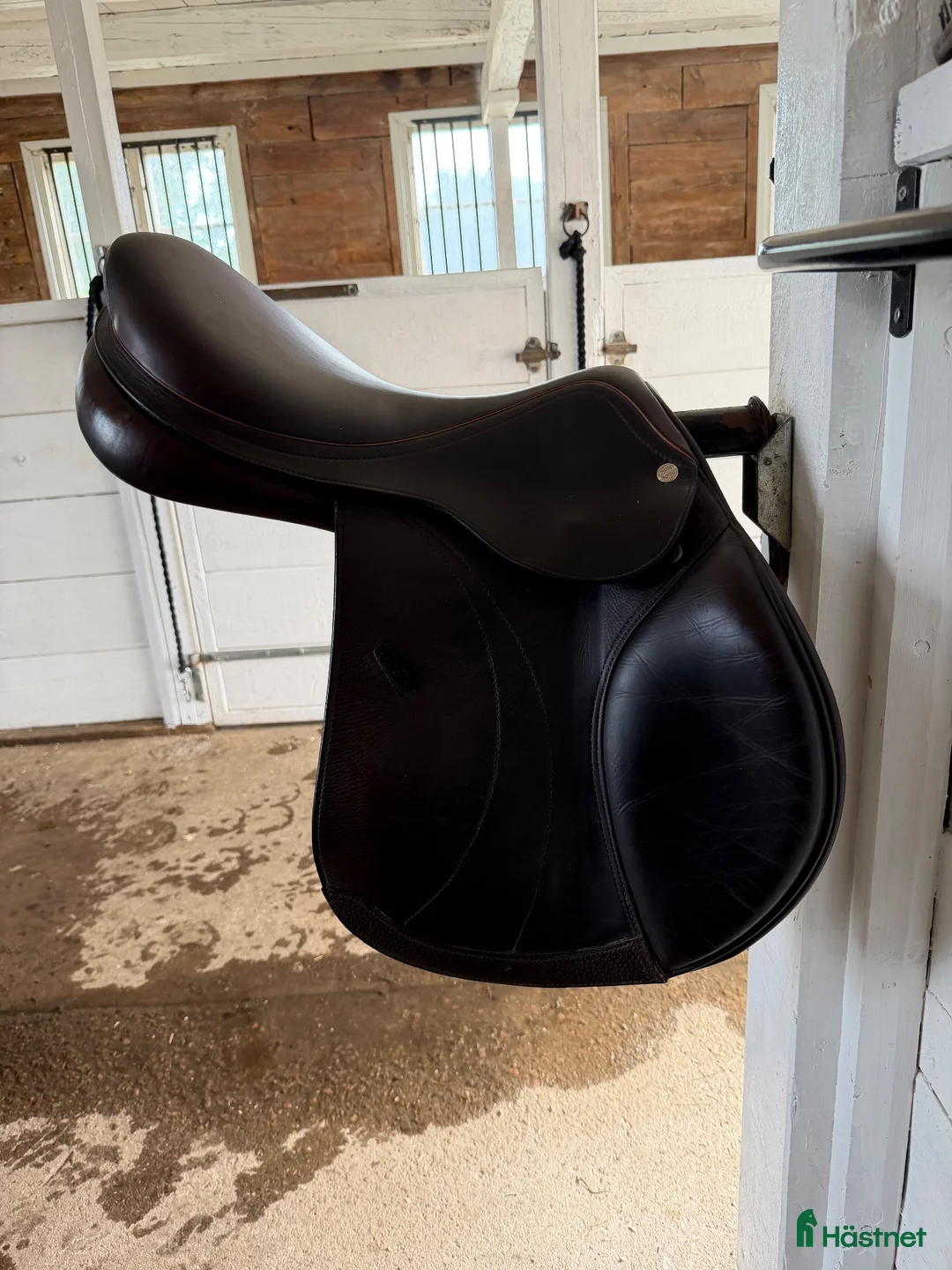 Sadlar hästutrustning till salu: Equipe expression Linnea 17” Brun - Annons 2