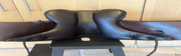 Sadlar hästutrustning till salu: Dressyrsadel Prestige Lucky Idol 16"/34 L+2 - Annons 5