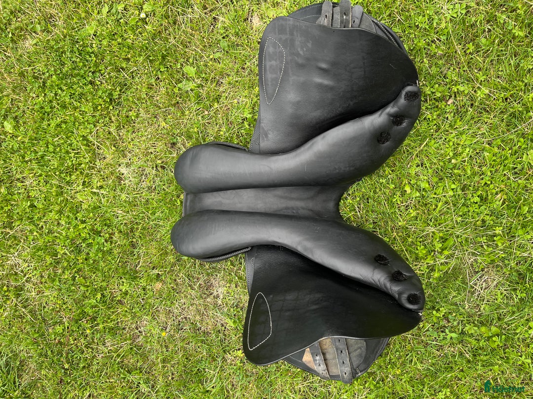 Sadlar hästutrustning till salu: Prestige Passion i Saltsjöbaden - Annons 2