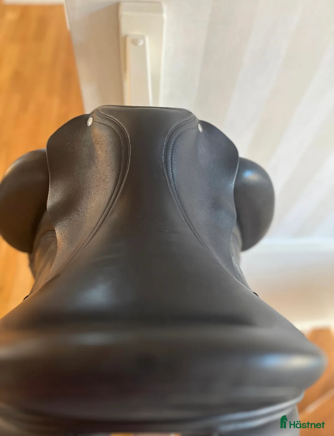 Sadlar hästutrustning till salu: Custom Wolfgang dressyrsadel i Uddevalla - Annons 11