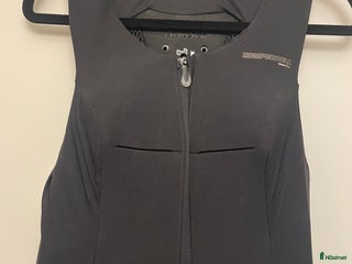 Säkerhetsvästar ryttarutrustning till salu: Komperdell ryggskydd/säkerhetsväst i Sollentuna - Annons 6