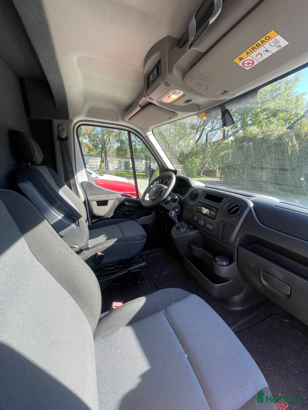 Hästlastbilar  fordon & transport till salu: Hästlastbil Theault låga mil billig skatt stuteri  i Flyinge - Annons 12