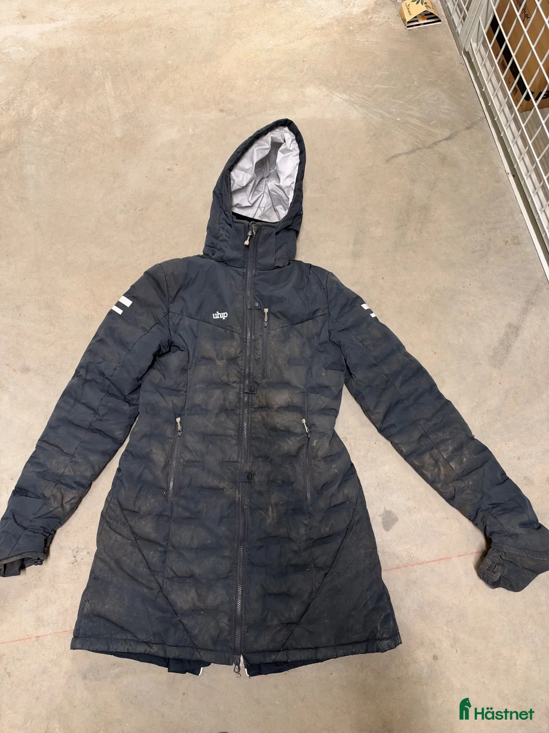 Jackor & Kavajer ryttarutrustning till salu: UHIP Ice coat  - Annons 1