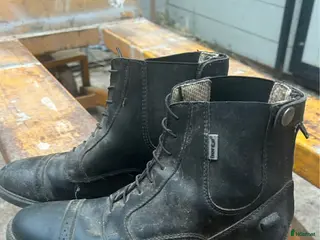 Ridstövlar ryttarutrustning till salu: Ridskor - Annons 1