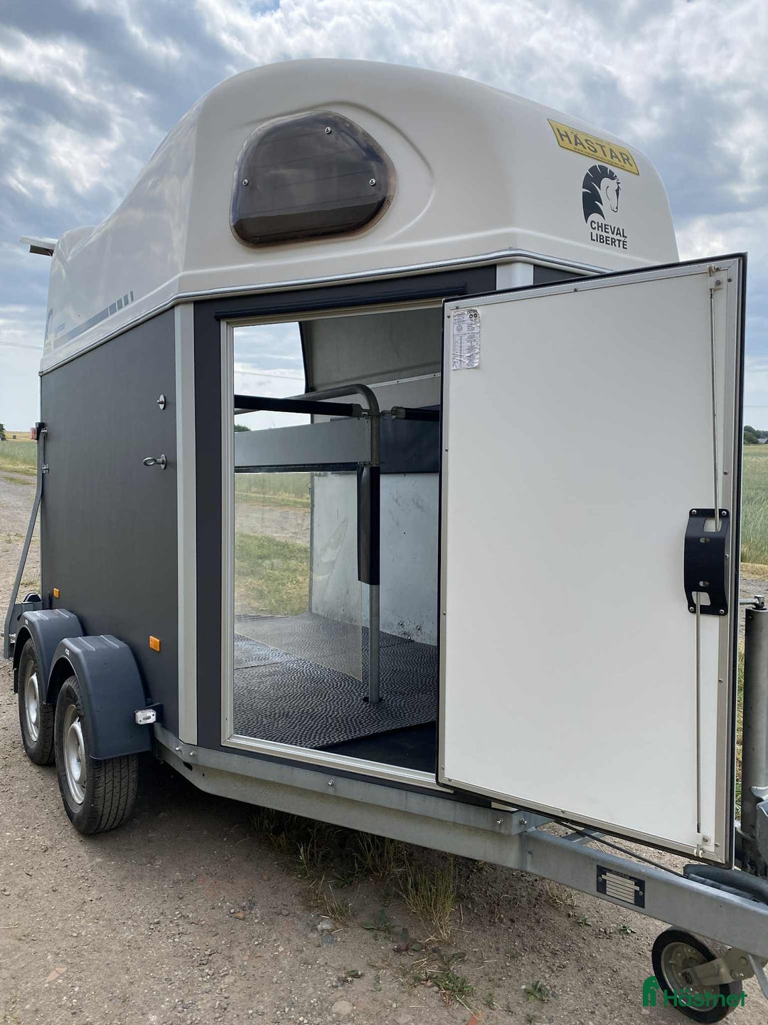 Hästtransporter  fordon & transport till salu: Fin Cheval från 2019 i Smedstorp - Annons 2