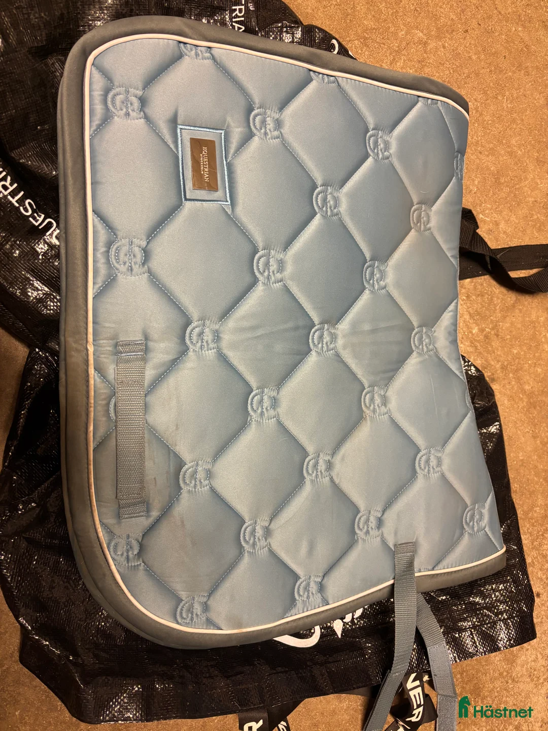 Schabrak & Vojlockar hästutrustning till salu: Equestrian Stockholm  i Lammhult - Annons 1