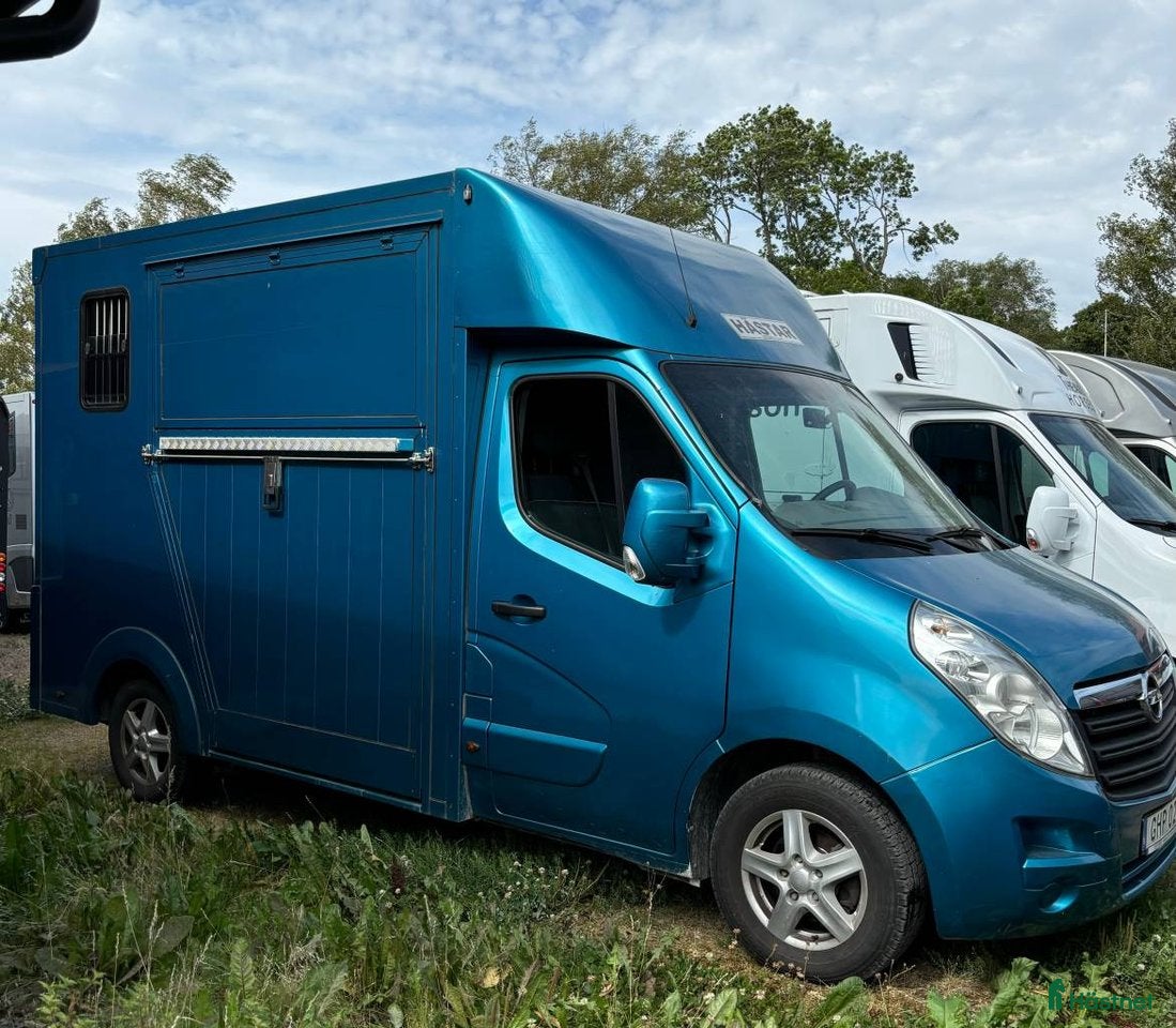 Hästlastbilar  fordon & transport till salu: Hästlastbil b-kort 1065 kg lastvikt  i Västerås - Annons 19