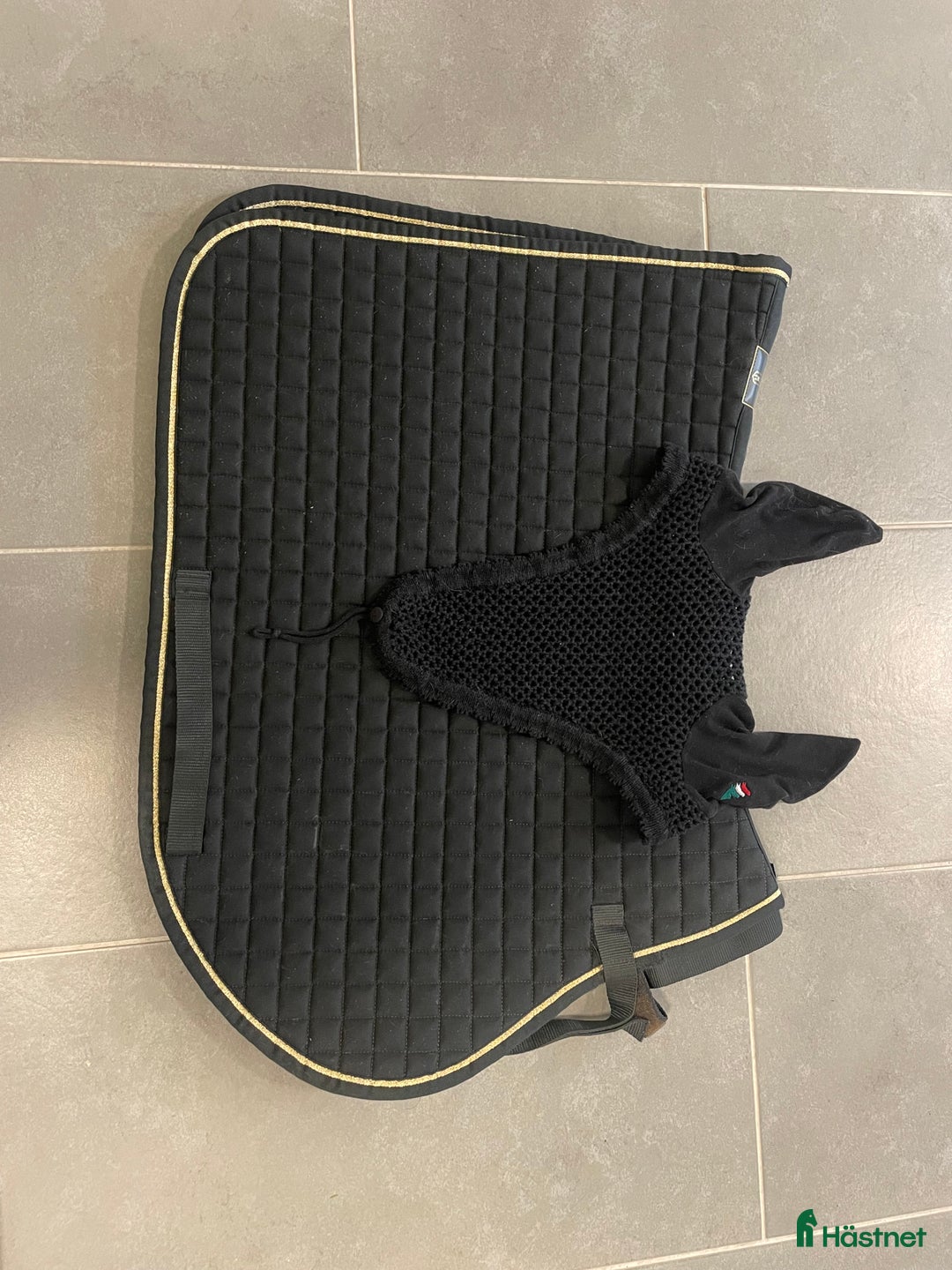 Schabrak & Vojlockar hästutrustning till salu: Schabrak  i Göteborg - Annons 1