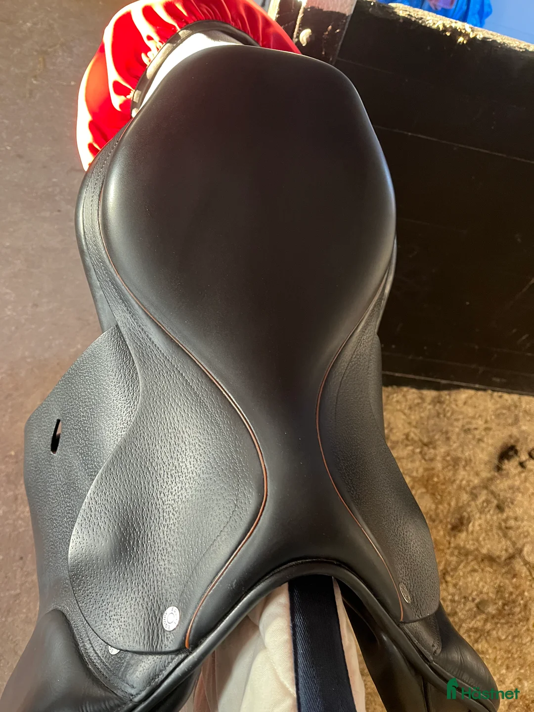 Sadlar hästutrustning till salu: Equipe hoppsadel linnea i Kungälv - Annons 3