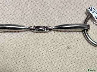 Bett hästutrustning till salu: Tredelat bett 125 mm i Västra Ämtervik - Annons 10