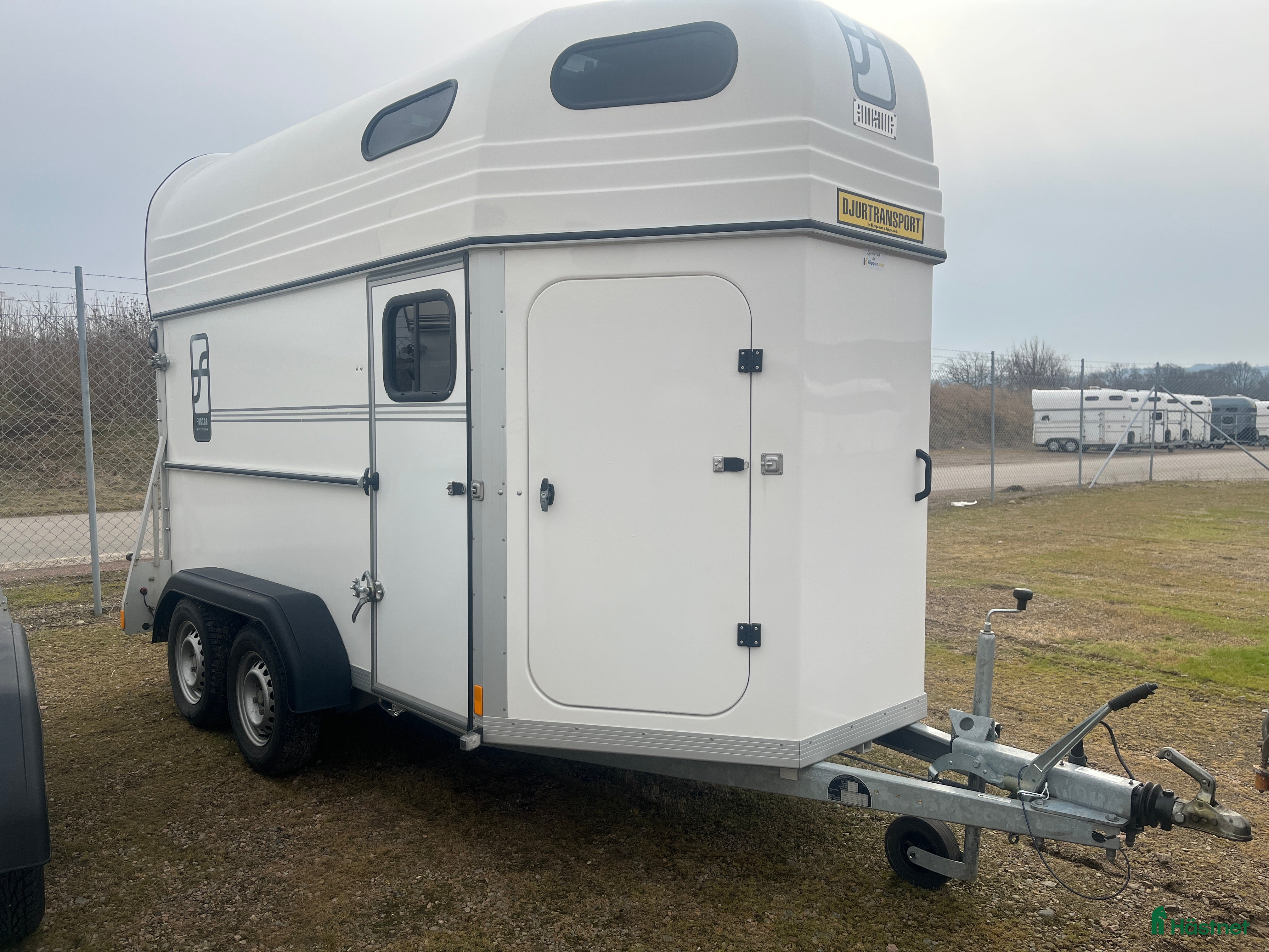 Hästtransporter  fordon & transport till salu: Forzab Futuro SEH20 med momsavdrag - Annons 1