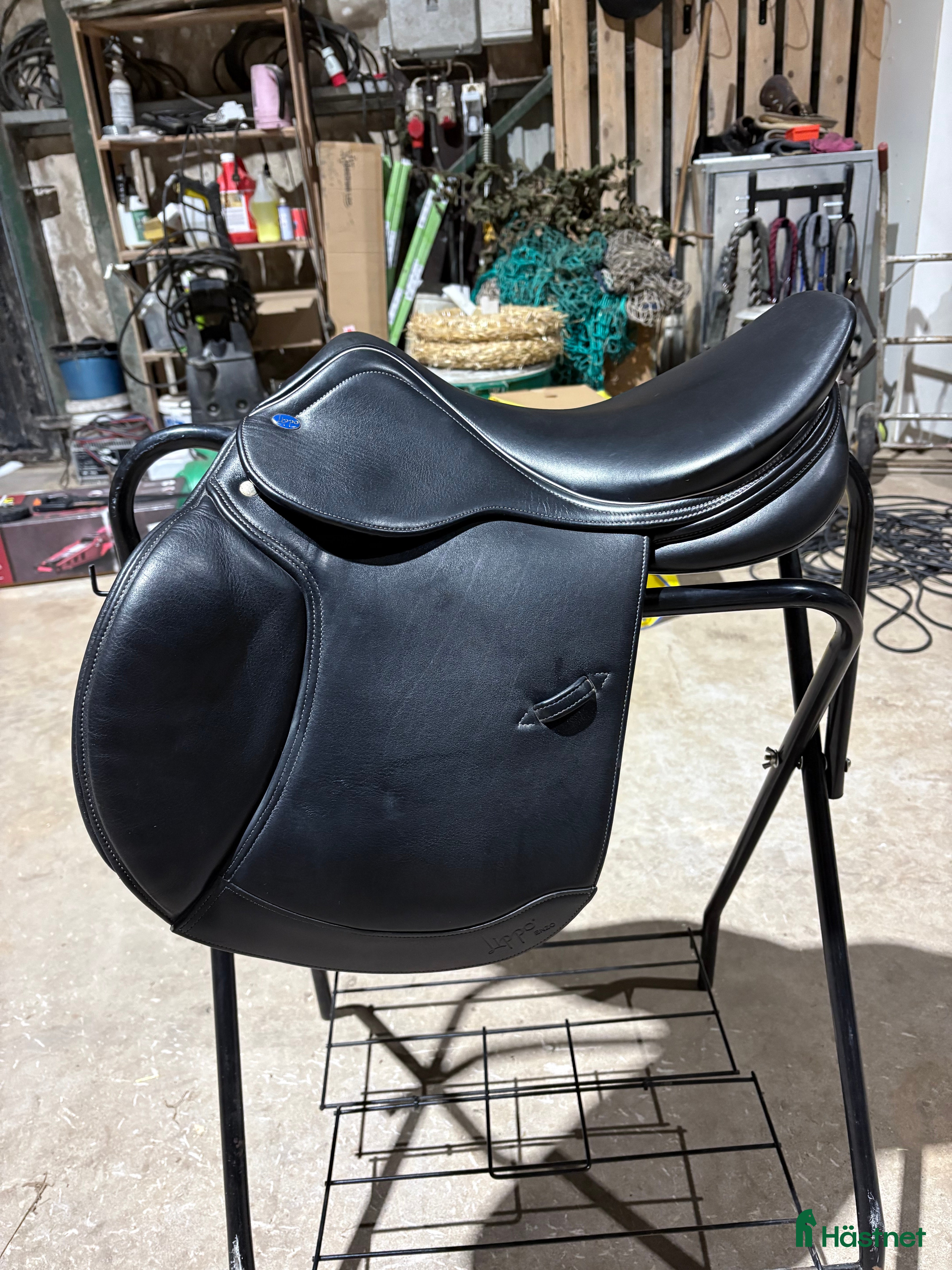 Sadlar hästutrustning Lippo Enzo Hoppsadel - Annons 1