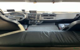 Hästlastbilar  fordon & transport till salu: STX 4-5 hästar med pop-out byggd på Volvo FL i Fjärås - Bild 7
