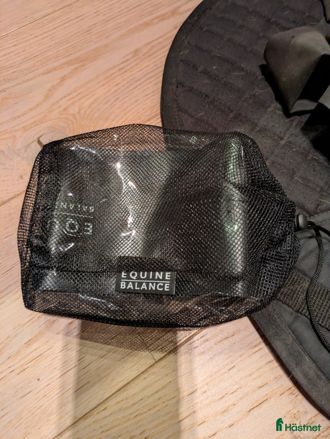 Schabrak & Vojlockar hästutrustning till salu: PvP Bungee Band (motsv Equiband) full i Huddinge - Annons 3