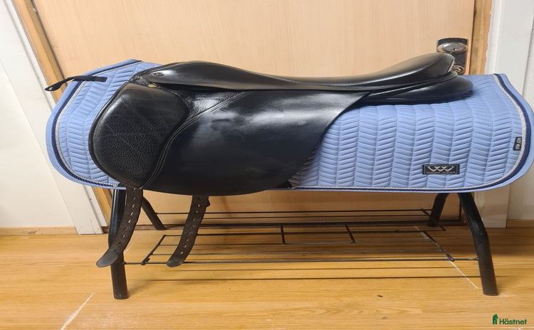 Sadlar hästutrustning till salu i Hamneda - Annons 10
