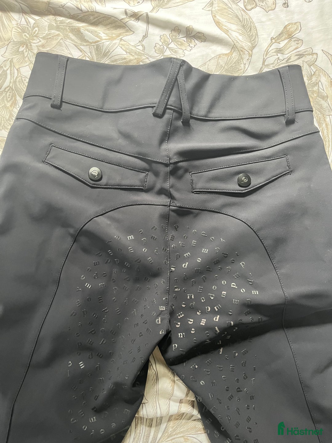 Ridbyxor ryttarutrustning till salu: Pomme Equestrian Ridbyxor  i Västervik - Annons 4