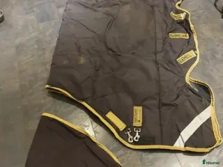 Täcken hästutrustning Rambo Supreme 400 g - med hals i Hässleholm - Annons 7