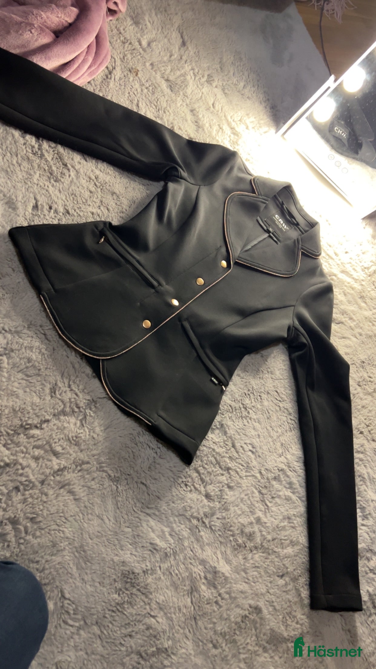 Jackor & Kavajer ryttarutrustning till salu: Tävlingskavaj  i Eldsberga - Annons 1