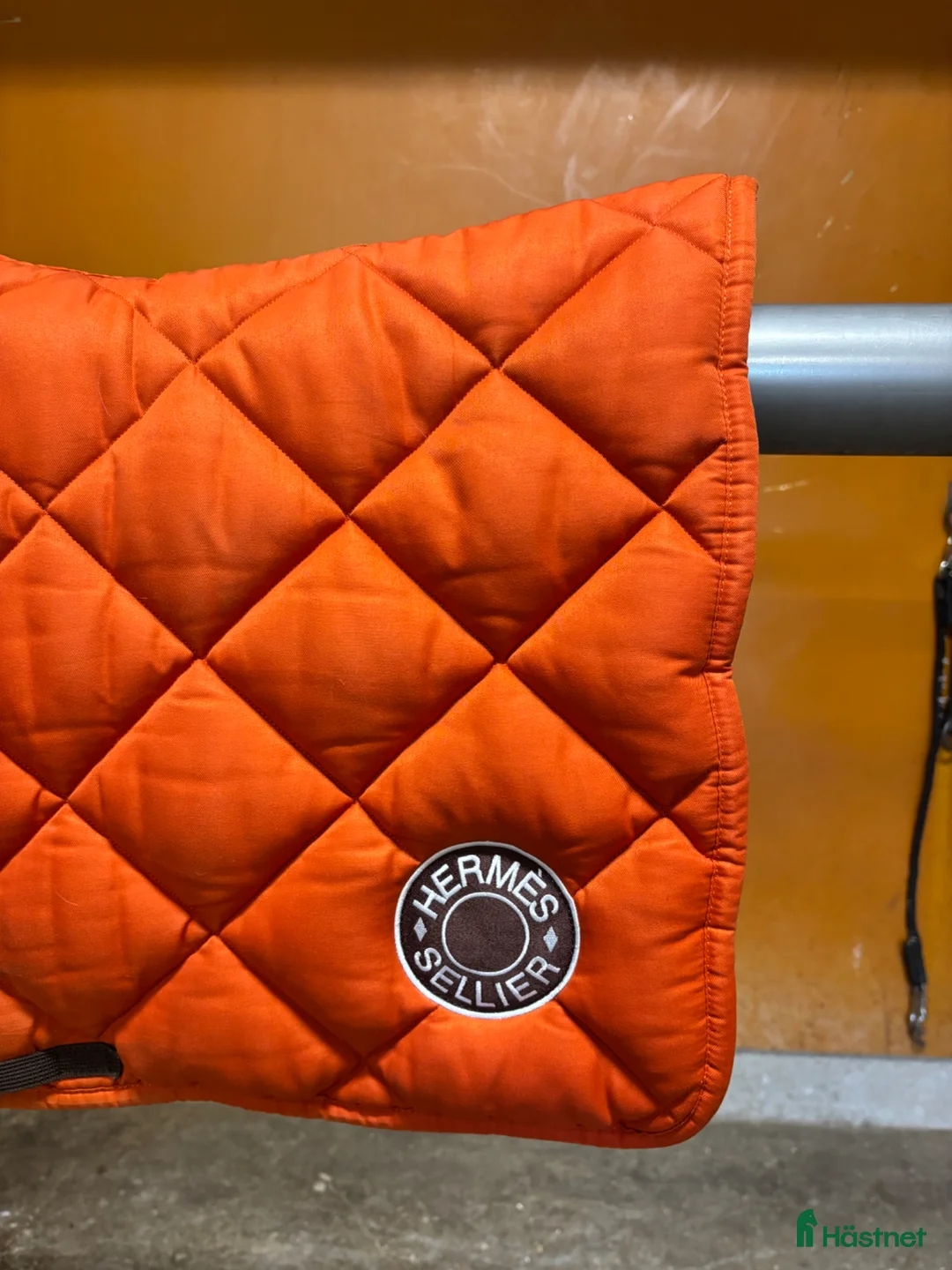 Schabrak & Vojlockar hästutrustning till salu: Hermes hoppschabrak i Huddinge - Annons 2