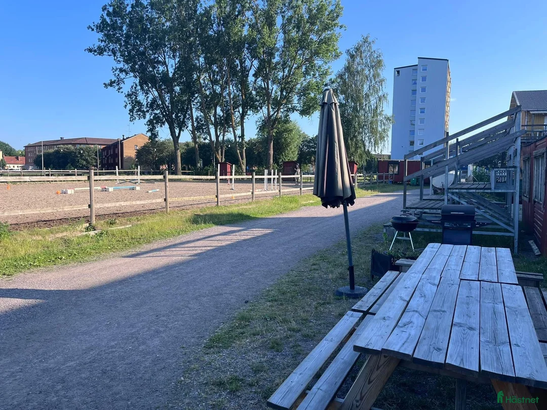  stallplats finnes: Stallplats i centrala Norrköping - Annons 5
