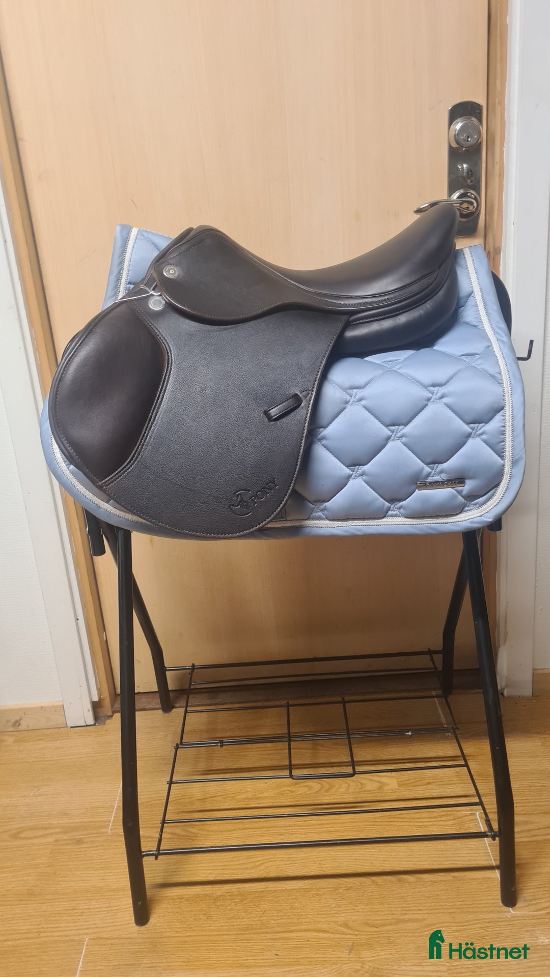 Sadlar hästutrustning till salu: Prestige Pony i Hamneda - Annons 1