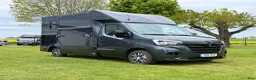Hästlastbilar  fordon & transport till salu: Renault Master VIGO - hästbil HORSEPARTNER - Annons 1