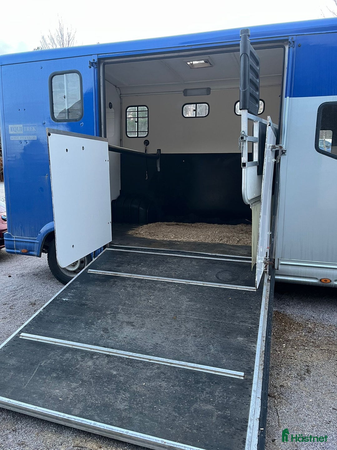 Hästlastbilar  fordon & transport till salu: B-korts hästbuss i Västervik - Annons 14