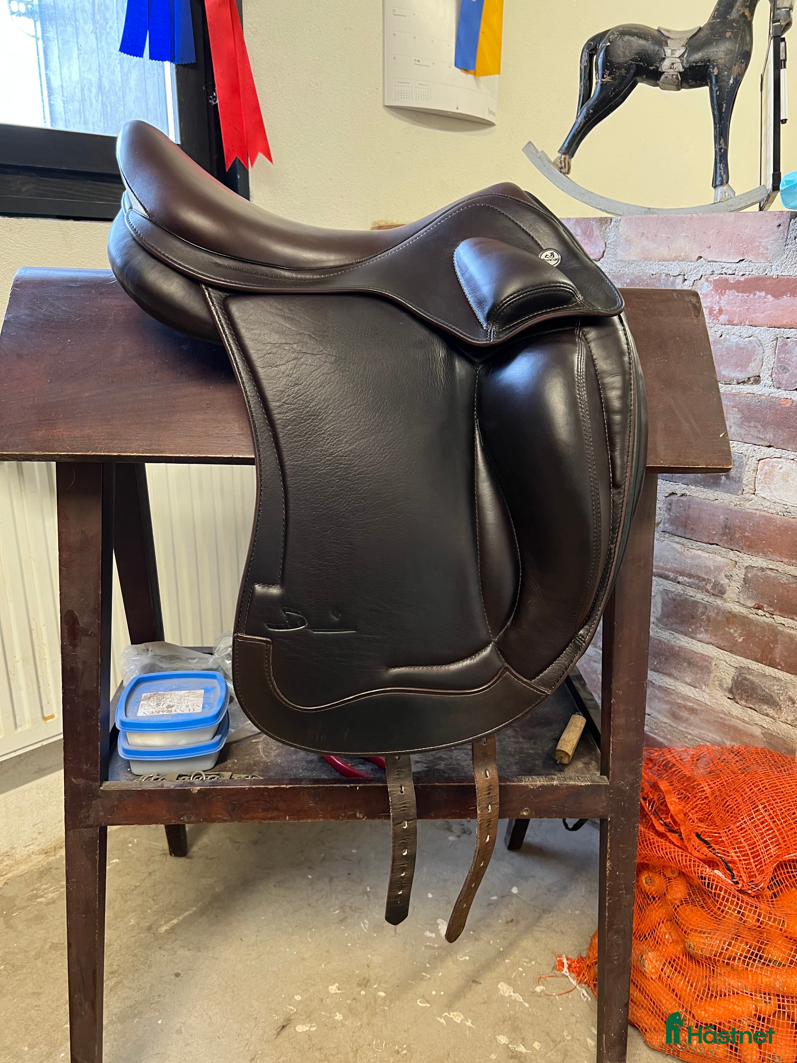 Sadlar hästutrustning till salu: Mörkbrun Prestige Denni  i Furuby - Annons 16