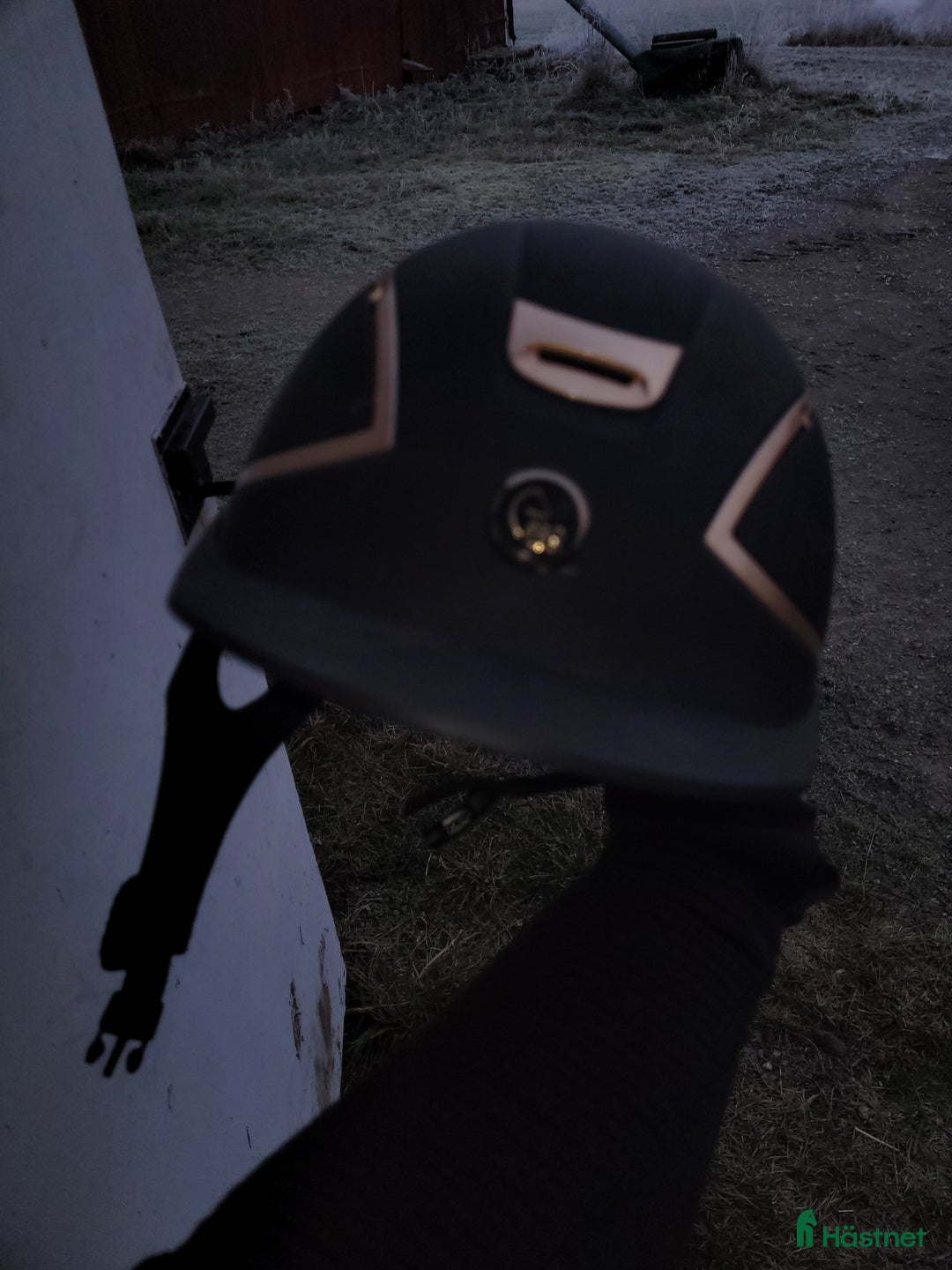 Hjälmar ryttarutrustning till salu: Pro Series Hybrid Rose Gold i Eskilstuna - Annons 4