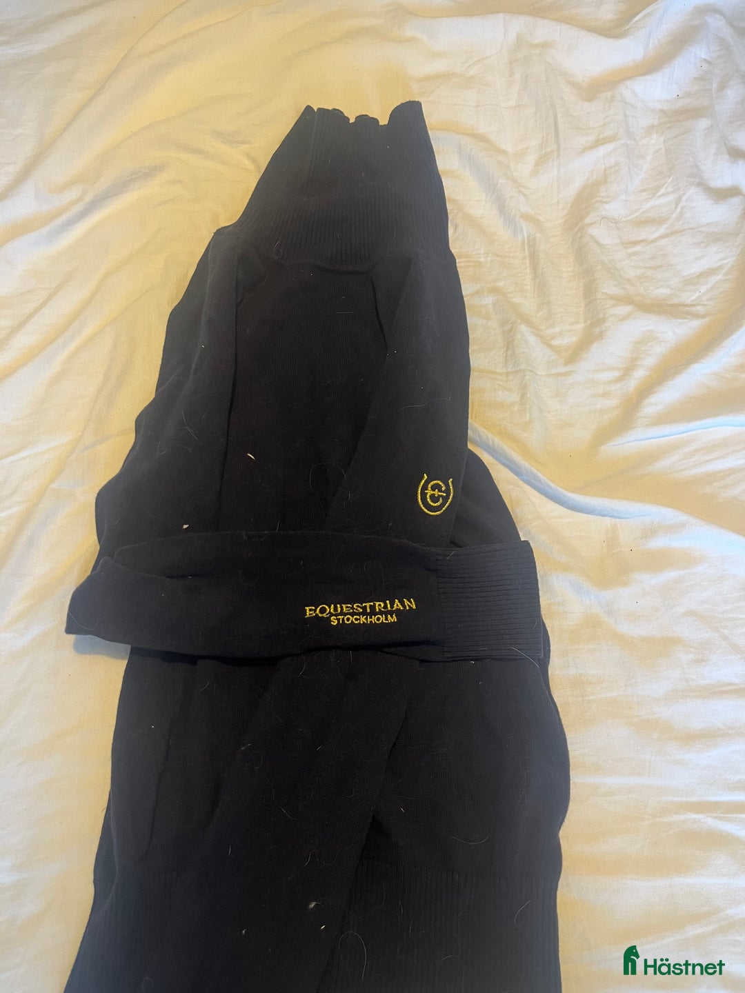 Övrigt Ridkläder ryttarutrustning till salu: Fin equestrian stockholm tröja  i Kalmar - Annons 1