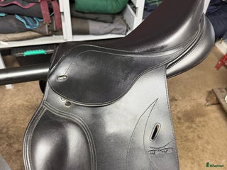 Sadlar hästutrustning till salu: Tekna s-line hopp 15” i Filipstad - Annons 7