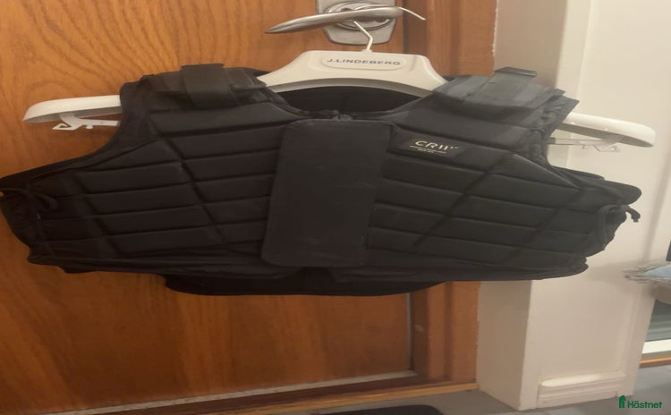 Säkerhetsvästar ryttarutrustning till salu i Åkersberga - Annons 2