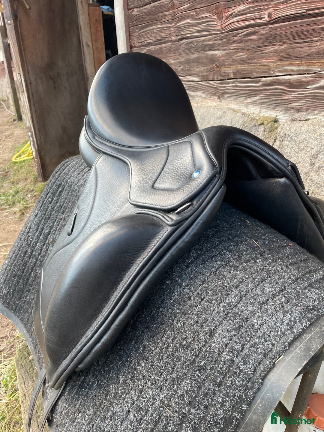 Sadlar hästutrustning till salu: Fin sadel i Lerdala - Annons 2