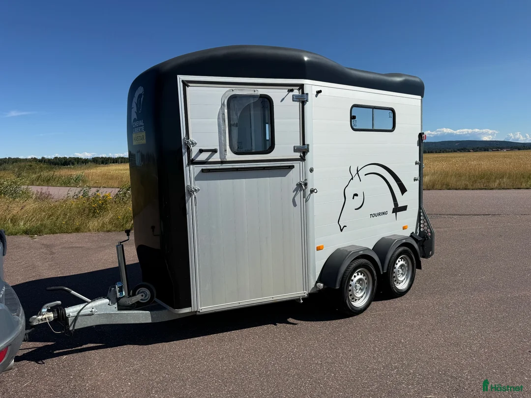 Hästtransporter  fordon & transport till salu: Cheval Touring Country - Fronturlastning -21 - Annons 2
