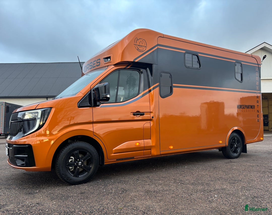 Hästlastbilar  fordon & transport till salu: Horsepartner Exclusive - 5sits - Automat - Hästbil i Laholm - Annons 2