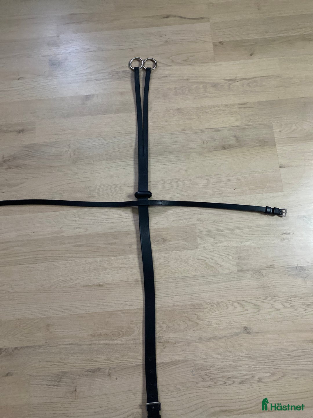 Sadeltillbehör hästutrustning till salu: martingal(som nytt) i Sankt Olof - Annons 1