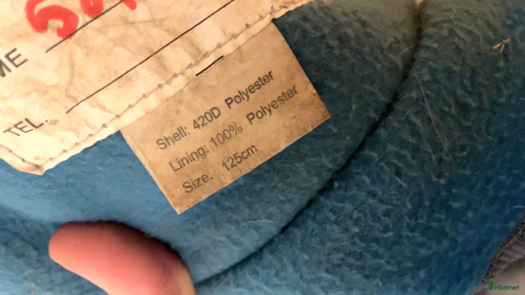 Täcken hästutrustning till salu: Stort parti hästsaker och 2 hjälmar i Borås - Annons 19