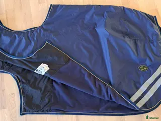 Täcken hästutrustning Ländtäcke med fleecefoder i storlek 150 i Kullavik - Annons 7