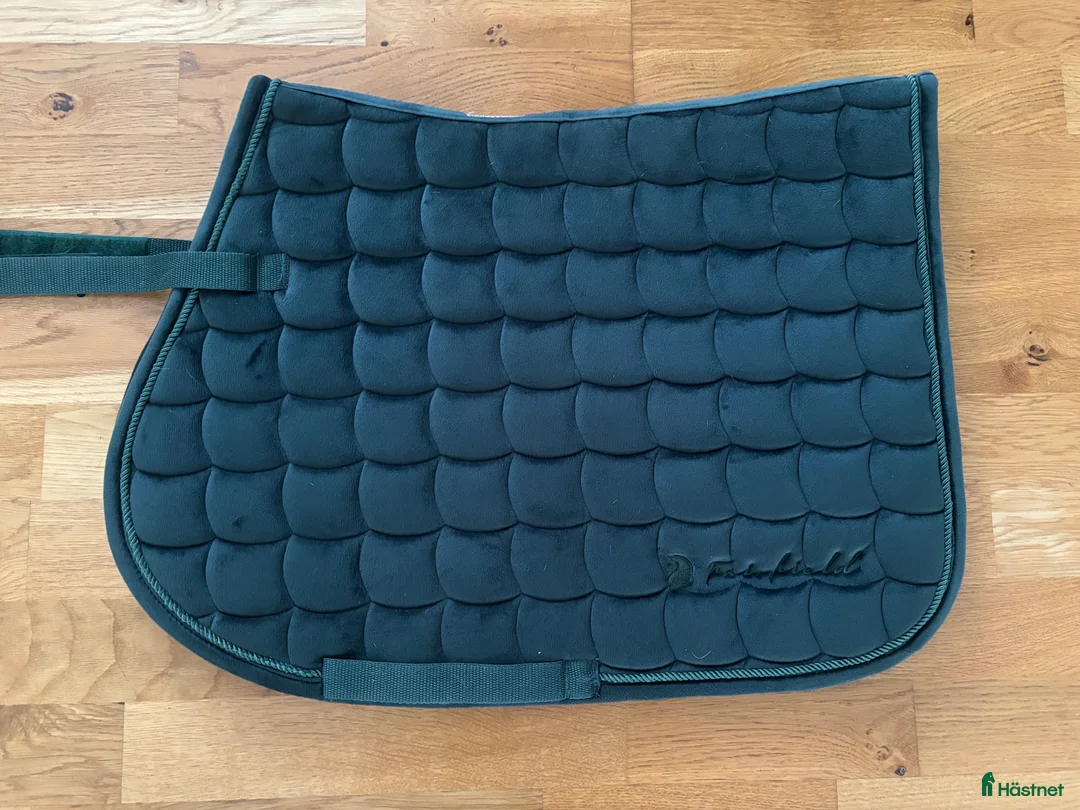 Schabrak & Vojlockar hästutrustning till salu: Schabrak ponny - Annons 1