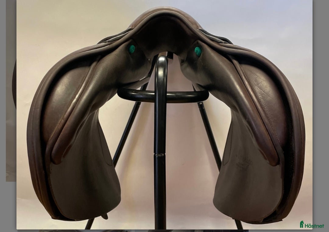 Sadlar hästutrustning till salu: Amerigo sadel  i Malmö - Annons 2