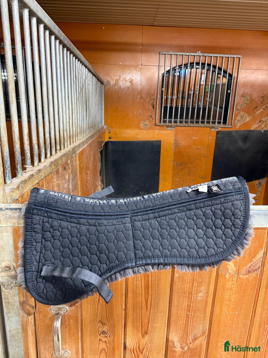 Sadeltillbehör hästutrustning till salu: Mattes korrektionspad Dressyr i Boden - Annons 2