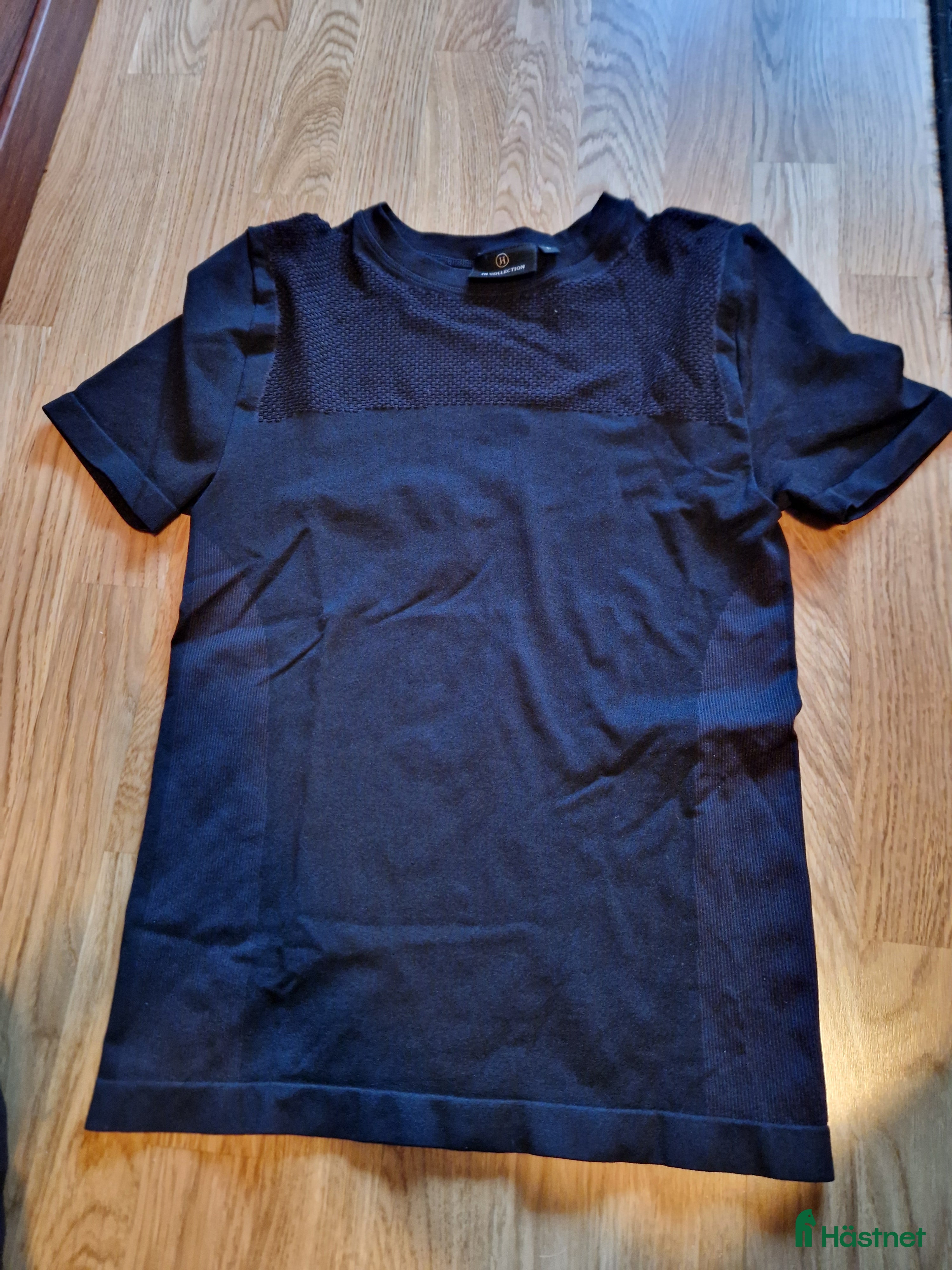 Övrigt Ridkläder ryttarutrustning till salu: Funktions T-shirt. Svart  i Hallstahammar - Annons 6